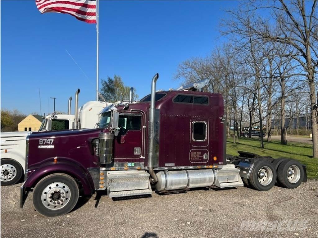 Kenworth W900 Седельные тягачи