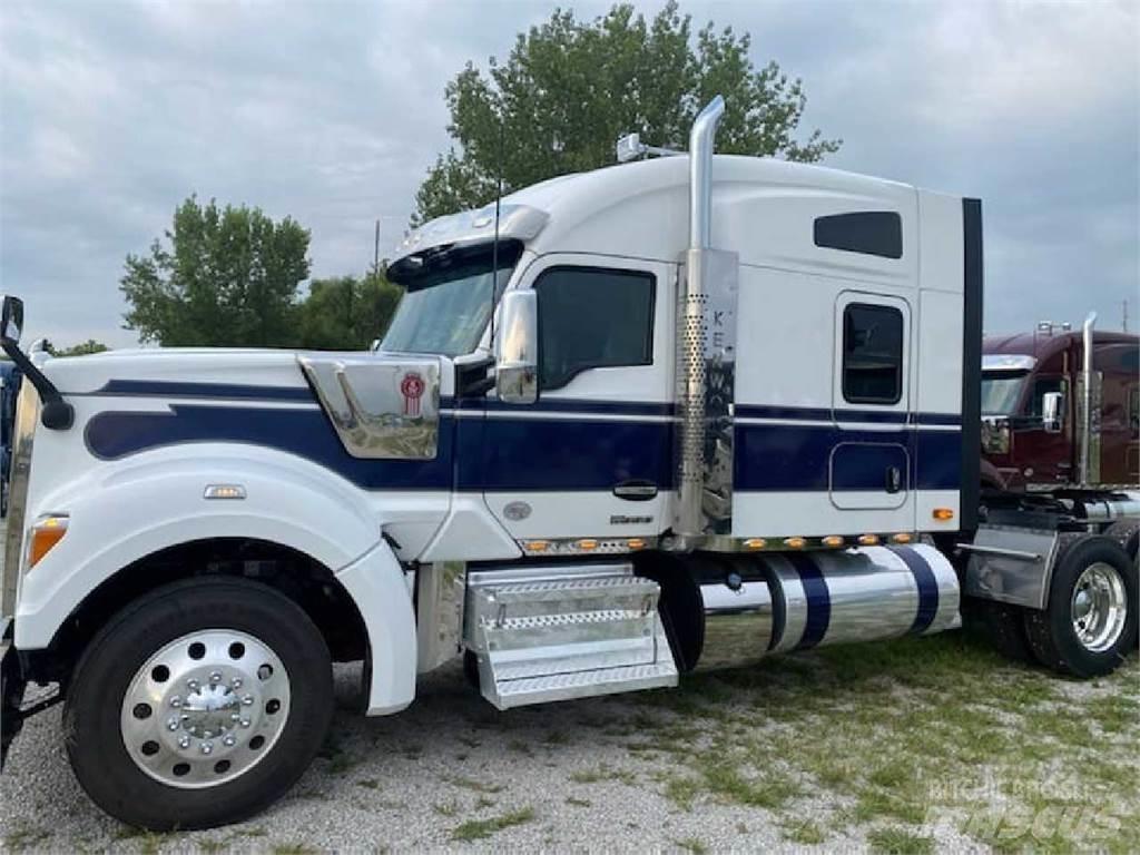 Kenworth W990 Седельные тягачи