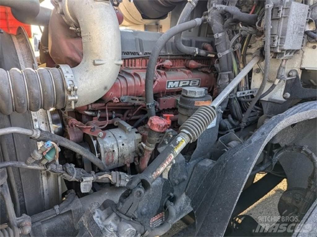 Mack AN64T Седельные тягачи