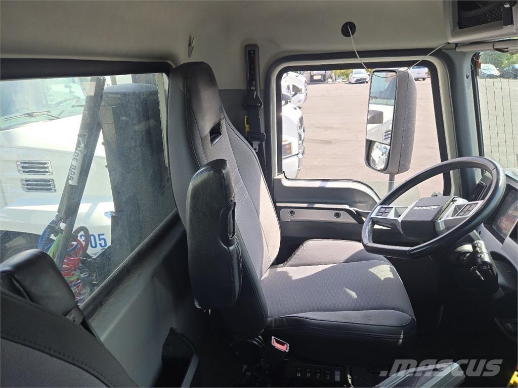 Mack AN64T Седельные тягачи