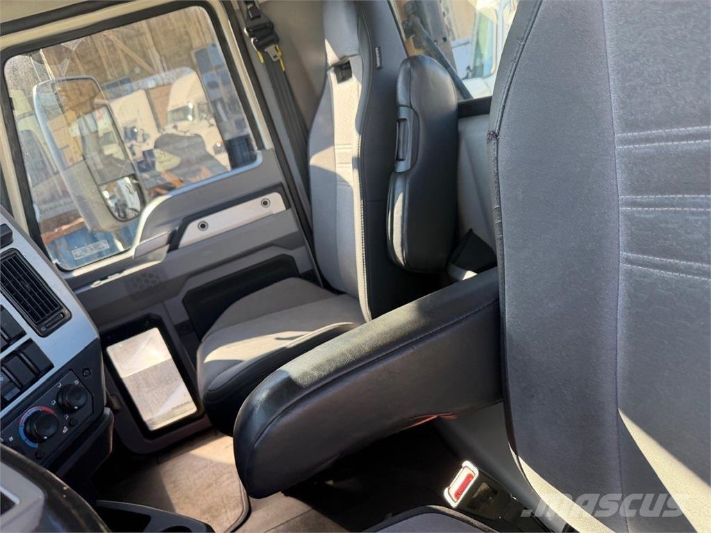 Mack AN64T Седельные тягачи