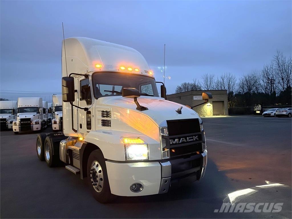 Mack AN64T Седельные тягачи