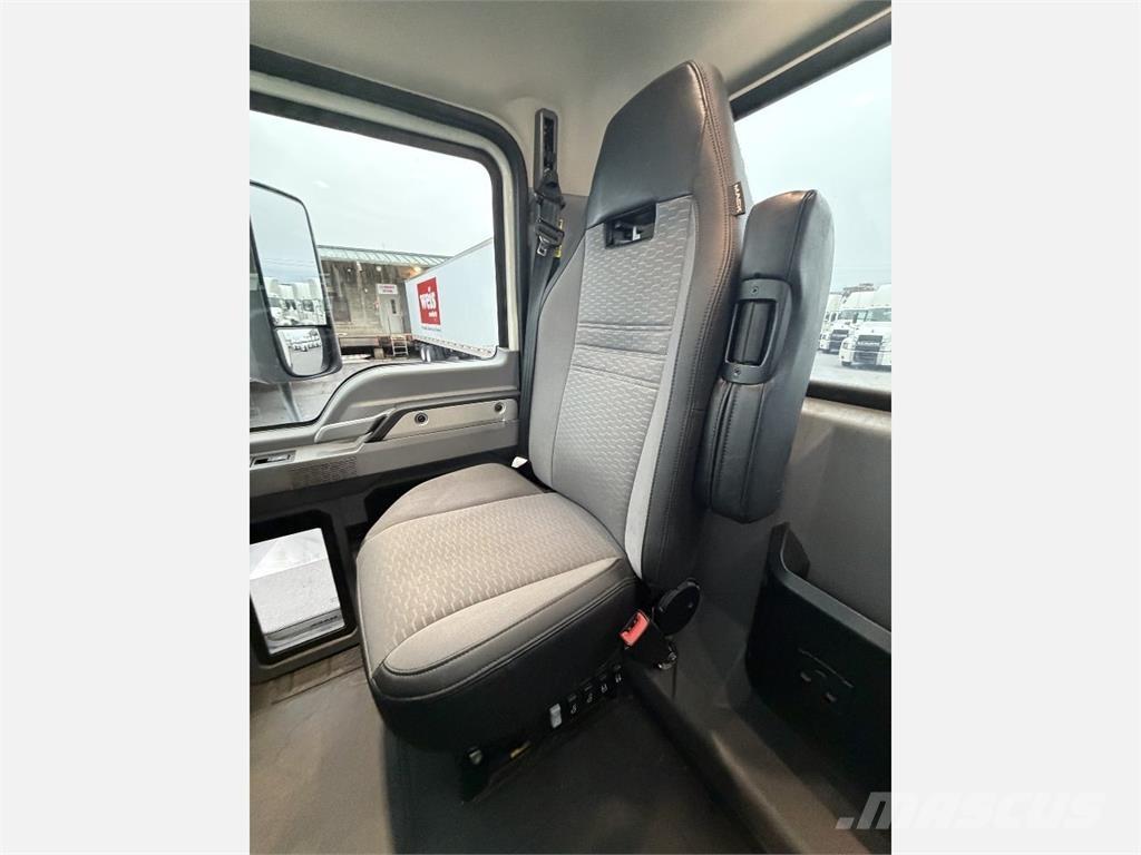 Mack AN64T Седельные тягачи