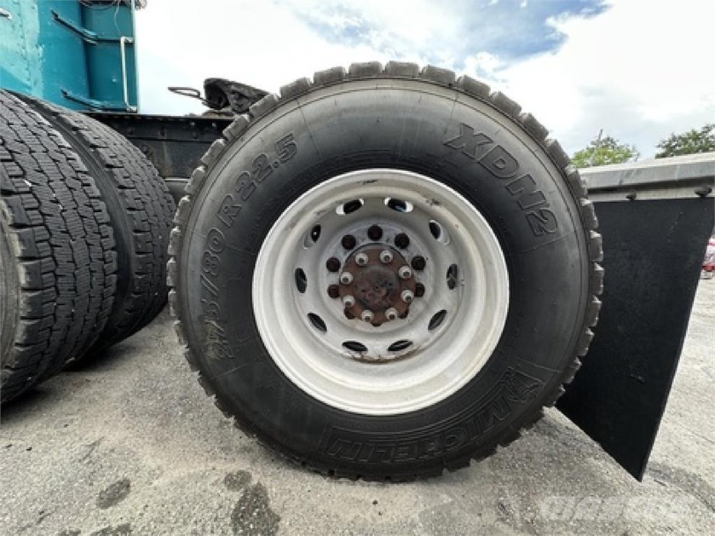 Peterbilt 379 Седельные тягачи