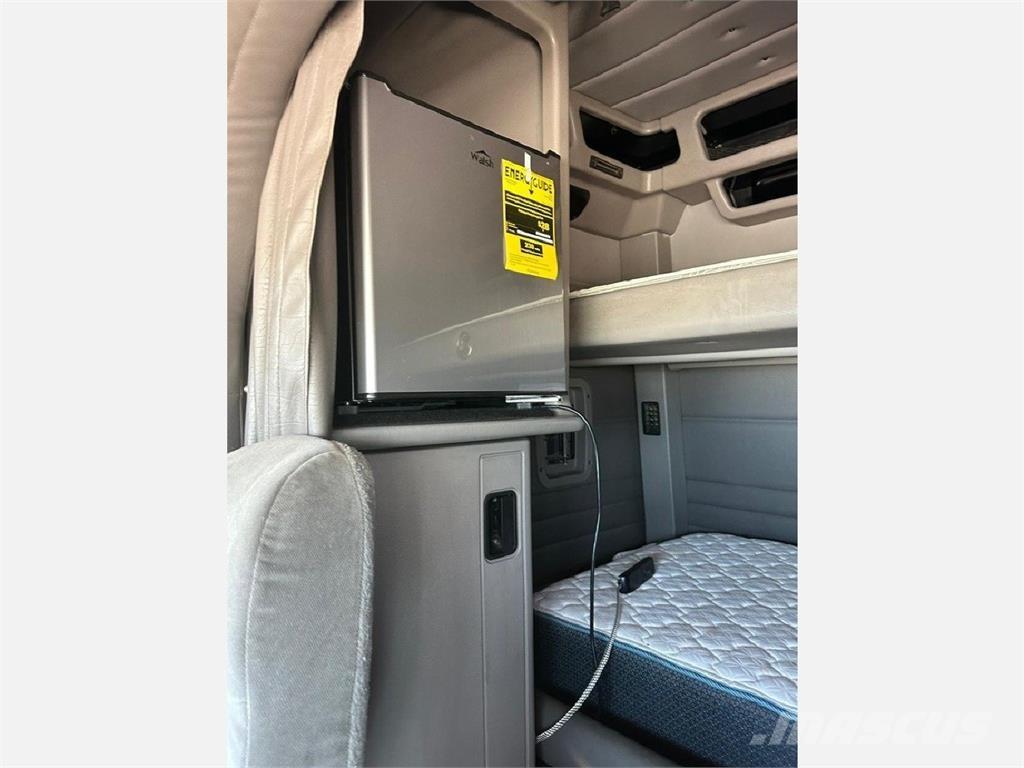 Peterbilt 379 Седельные тягачи