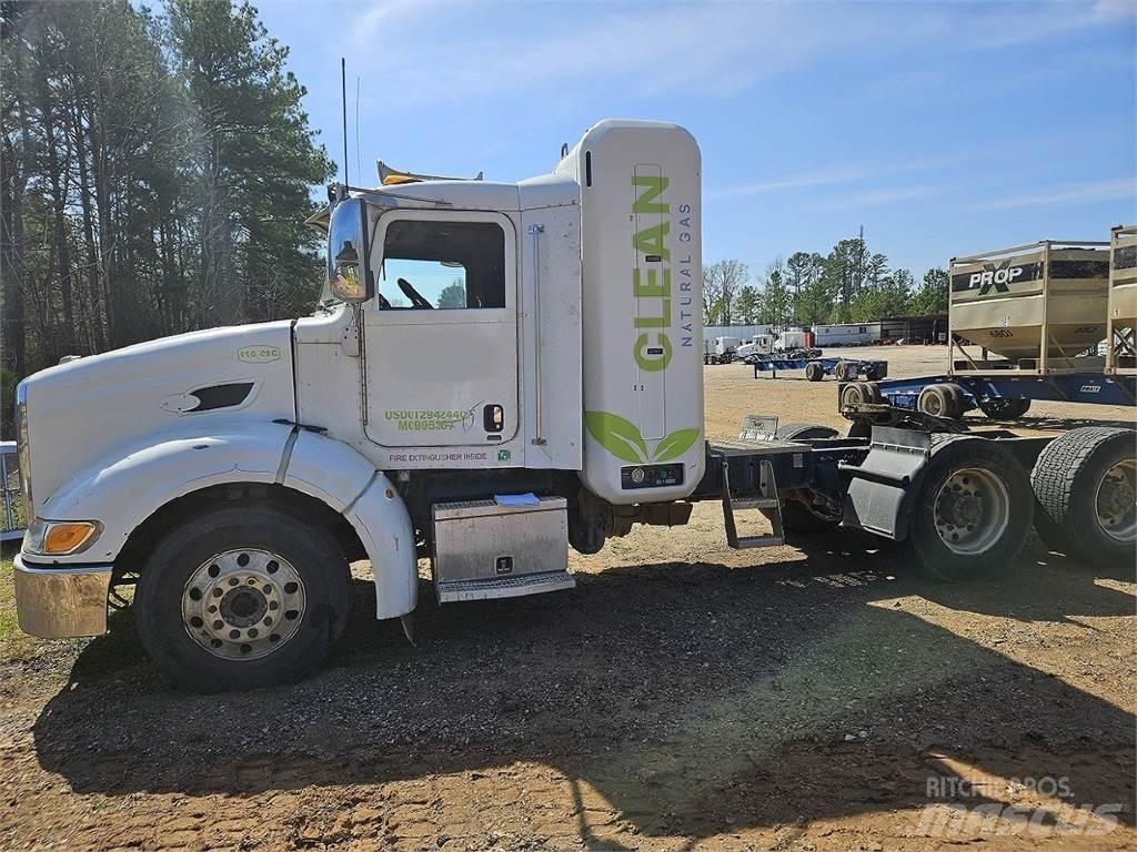 Peterbilt 384 Седельные тягачи