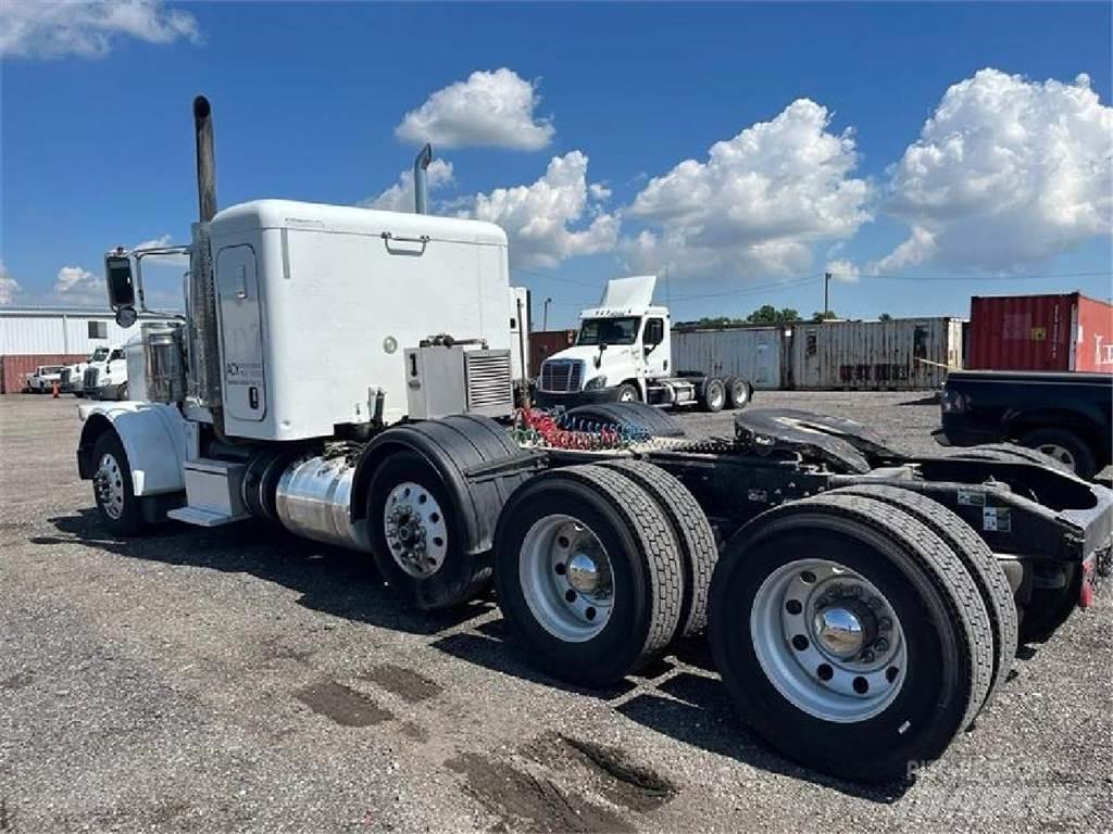 Peterbilt 389 Седельные тягачи