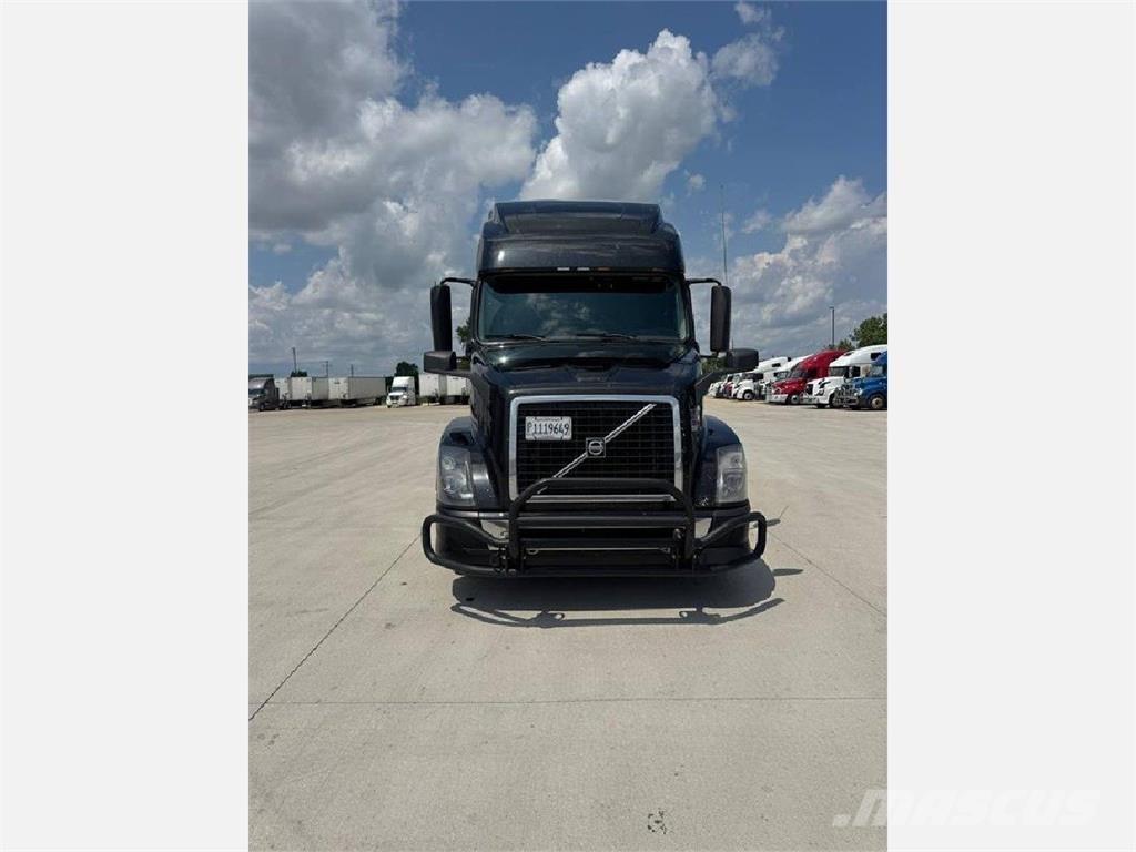 Volvo VNL 760 Седельные тягачи