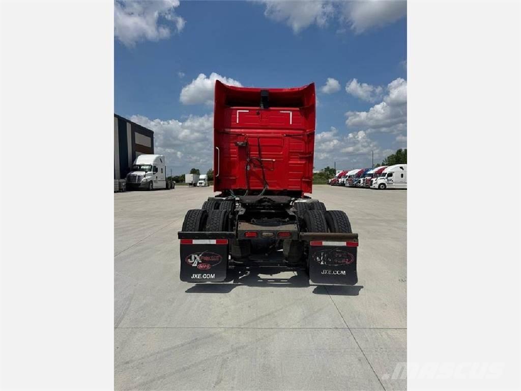 Volvo VNL 860 Седельные тягачи