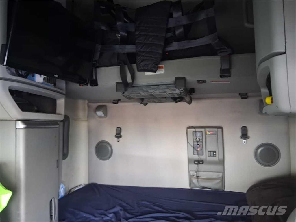 Volvo VNL64T760 Седельные тягачи