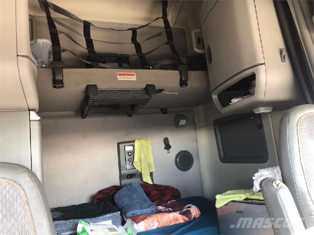 Volvo VNL64T760 Седельные тягачи