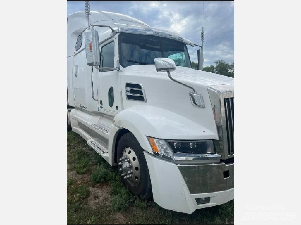 Western Star 5700XE Седельные тягачи