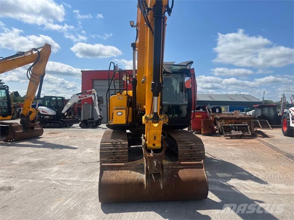 JCB JS130 LC Гусеничные экскаваторы