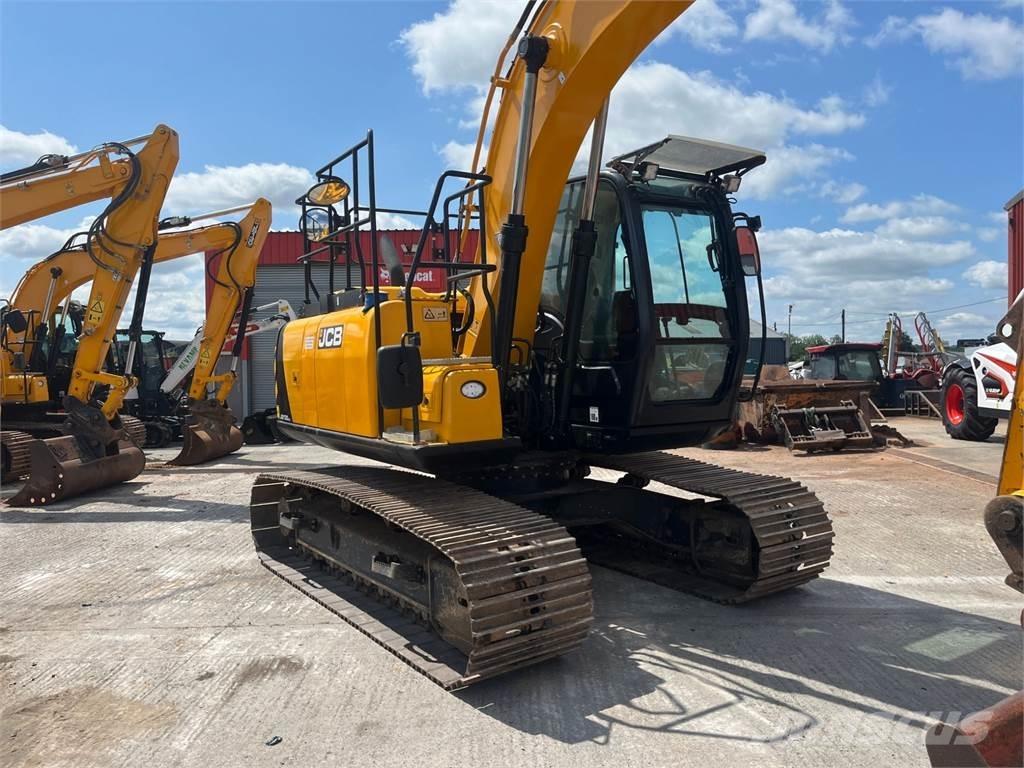 JCB JS130 LC Гусеничные экскаваторы