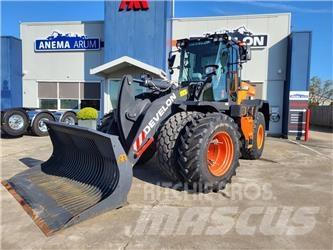 Develon DL220-7 Фронтальные погрузчики