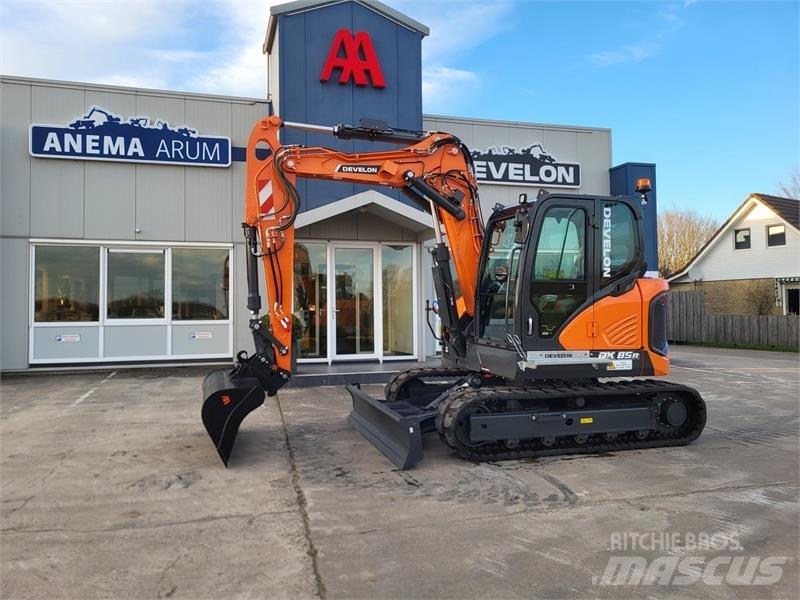 Develon DX85R-7 Малые экскаваторы 7т-12т