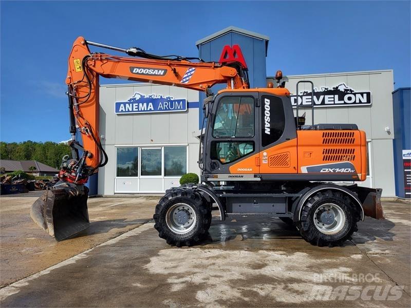 Doosan DX140W-5 Колёсные экскаваторы