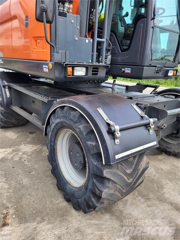 Doosan DX165W-5 Колёсные экскаваторы