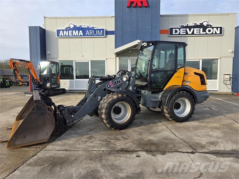 GiANT V761 Фронтальные погрузчики