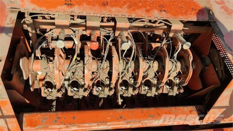Hesston 4900 Тюковые пресс-подборщики