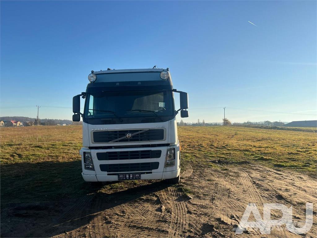 Volvo FM12 Грузовики-платформы/боковая разгрузка