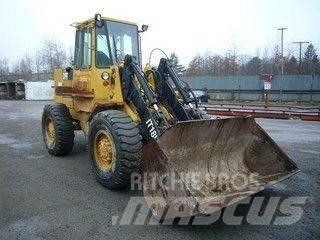 CAT IT18B Фронтальные погрузчики