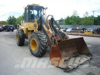 CAT IT28F Фронтальные погрузчики