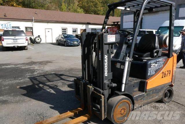 Doosan GC25E-5 Другие складские механизмы