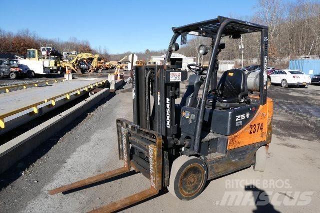 Doosan GC25P-5 Другие складские механизмы