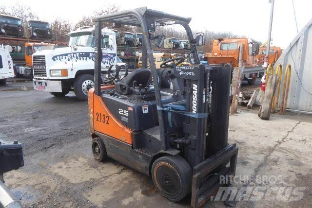 Doosan GC25P-5 Другие складские механизмы
