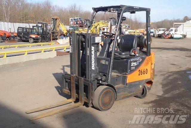 Doosan GC25P-5 Другие складские механизмы