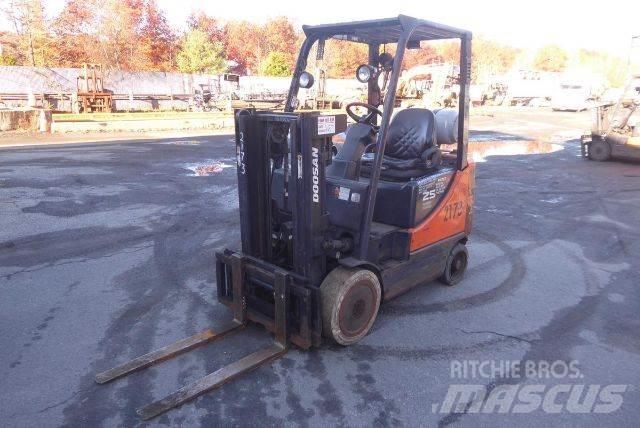 Doosan GC25P-5 Другие складские механизмы