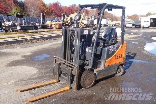 Doosan GC25P-5 Другие складские механизмы