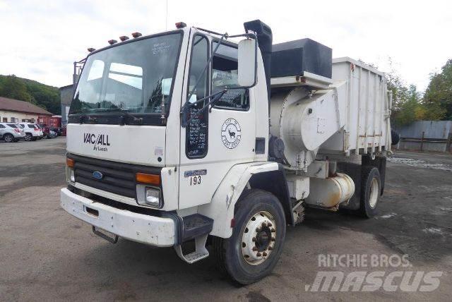 Ford CARGO 7000 Уборочные машины