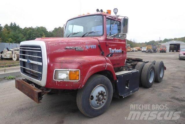 Ford L9000 Шасси с кабиной