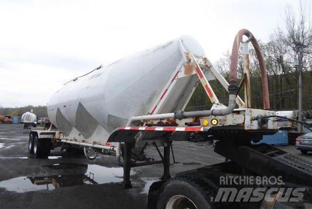 Fruehauf Bulk Прицепы-цистерны