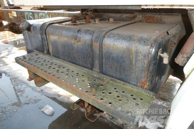Hino 145 Шасси с кабиной