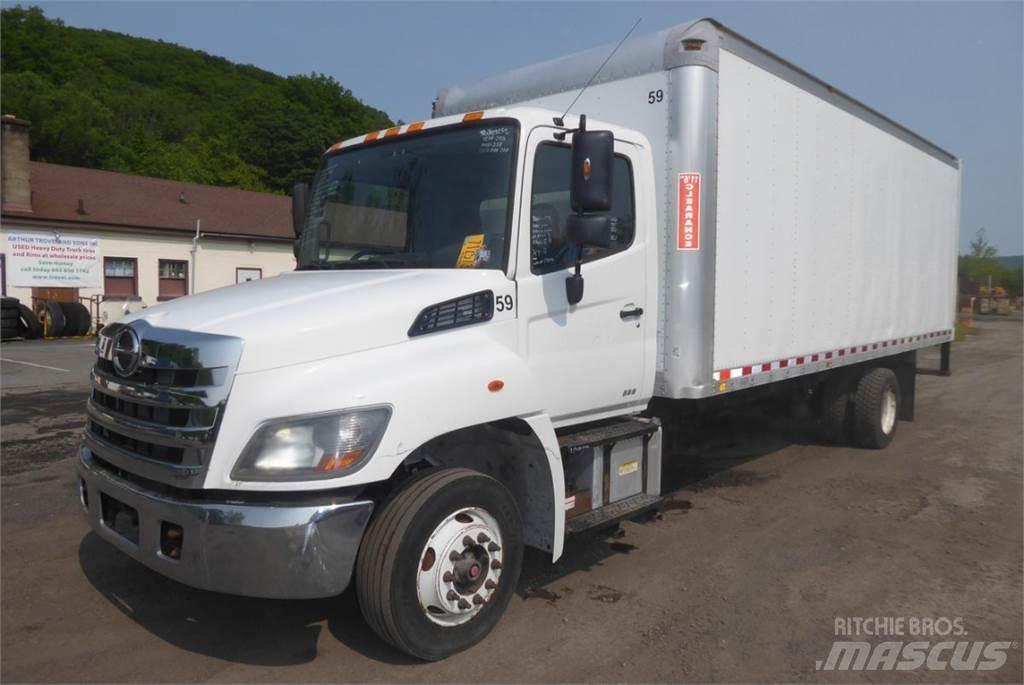Hino 258 Грузовики-Фургоны