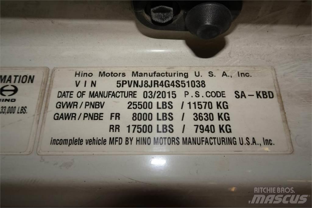 Hino 258 Грузовики-Фургоны