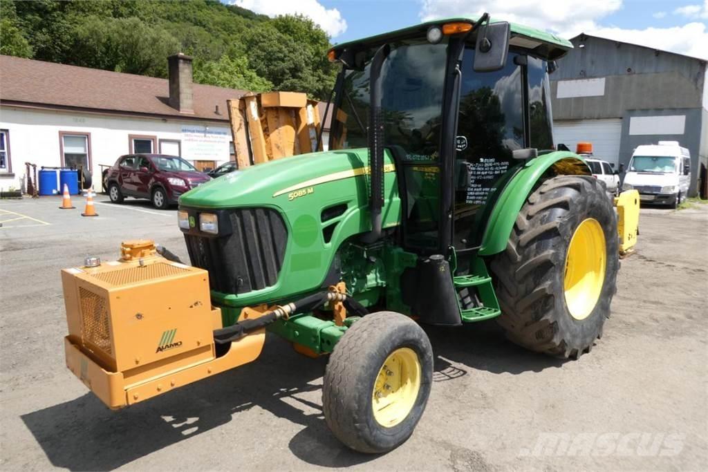 John Deere 5085M Трактора