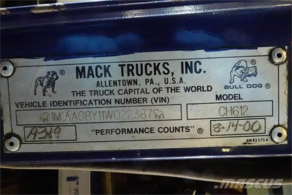 Mack CH612 Шасси с кабиной