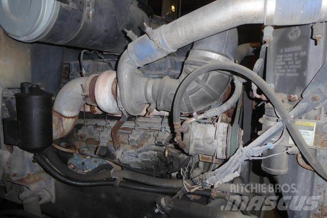 Mack CH613 Шасси с кабиной