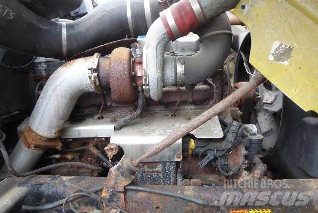 Mack RD688S Грузовики-Самосвалы