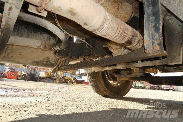 Mack RD688S Грузовики-Контейнеровозы
