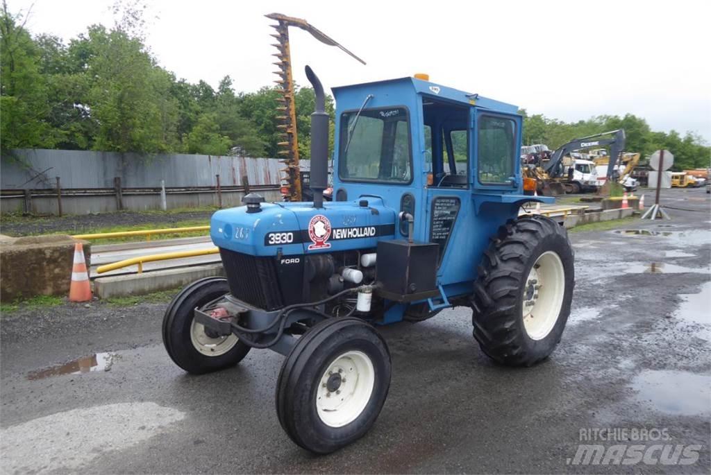 New Holland 3930 Трактора