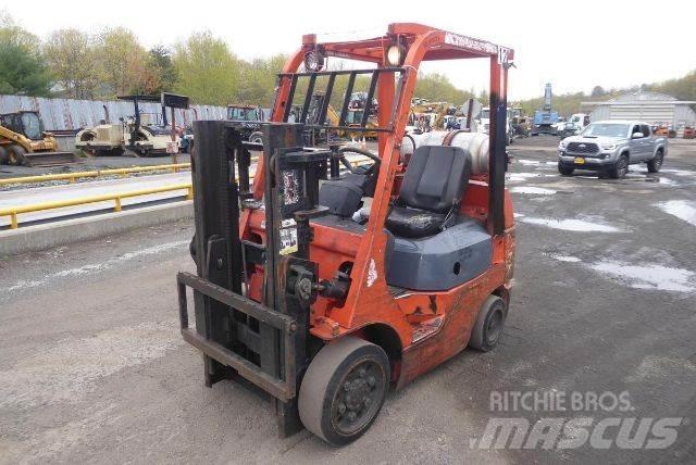 Toyota 7FGCU25 Другие складские механизмы