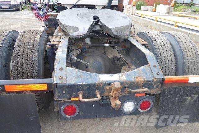 Volvo VNL42T Шасси с кабиной