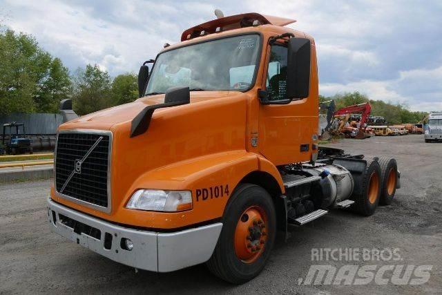 Volvo VNM64T Шасси с кабиной