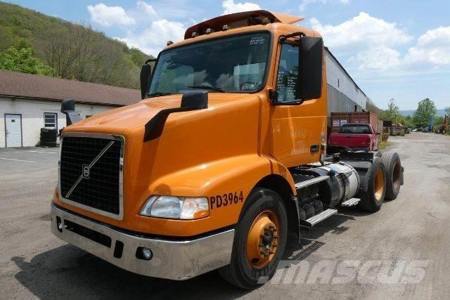 Volvo VNM64T Шасси с кабиной