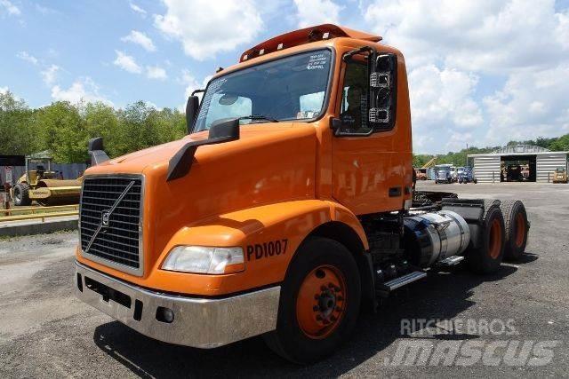 Volvo VNM64T Шасси с кабиной